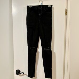 American Eagle Curvy High Waisted Black Distressed Jeans